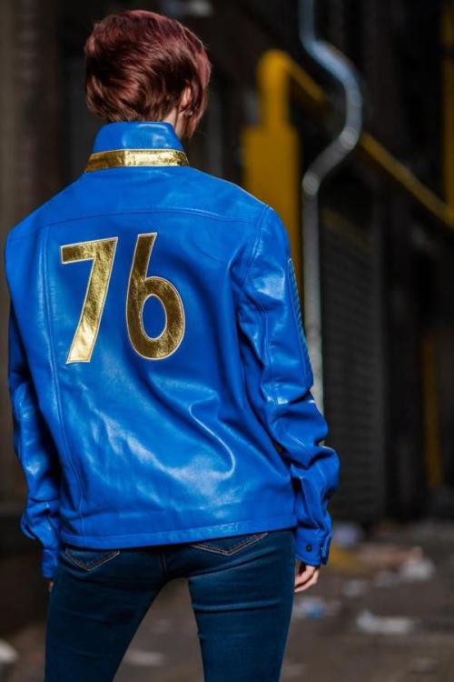 th Fallout 76 Bethesda sprzedaje kurtki za 1000 zl   wyglad nylonowych ale zrobiono je z owieczek 110856,2.jpg